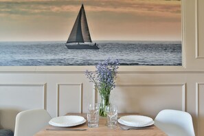 Dining - Tom 01 - 5min à pied de la Plage (Fréhel)