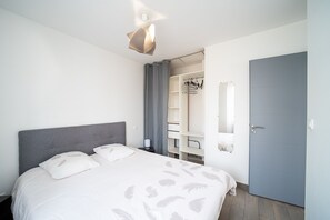 1 Schlafzimmer, Bügeleisen/Bügelbrett, kostenloses WLAN, Bettwäsche