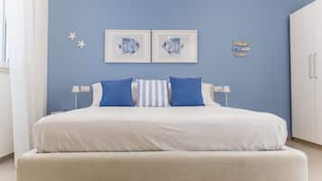 BĂŒgeleisen/BĂŒgelbrett, kostenloses WLAN, BettwĂ€sche