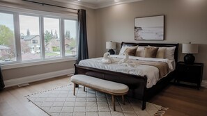 5 chambres, fer et planche à repasser, Wi-Fi, draps fournis