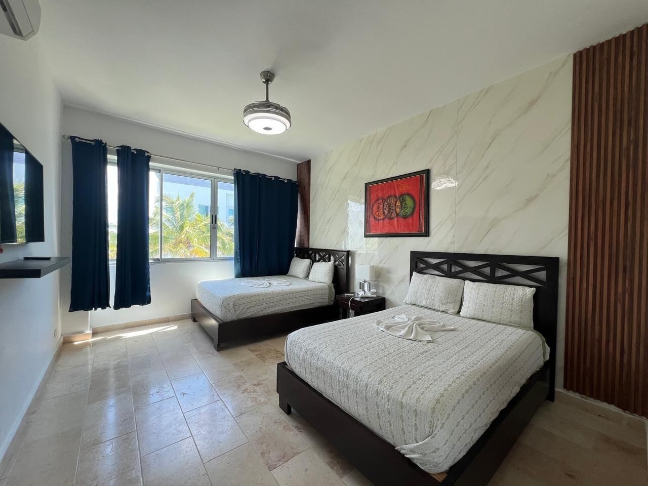 Huoneisto, näköala uima-altaalle | 4 makuuhuonetta, silitysrauta/-lauta, ilmainen Wi-Fi