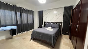 Departamento, vista a la alberca | 4 habitaciones, tabla de planchar con plancha y wifi gratis
