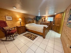 3 chambres, fer et planche à repasser, Wi-Fi gratuit, draps fournis