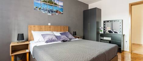 3 Schlafzimmer, Bügeleisen/Bügelbrett, kostenloses WLAN, Bettwäsche