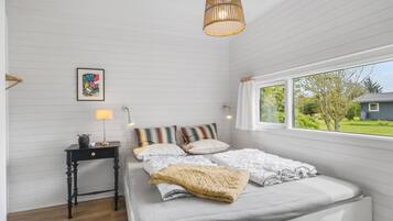 2 bedrooms, free WiFi