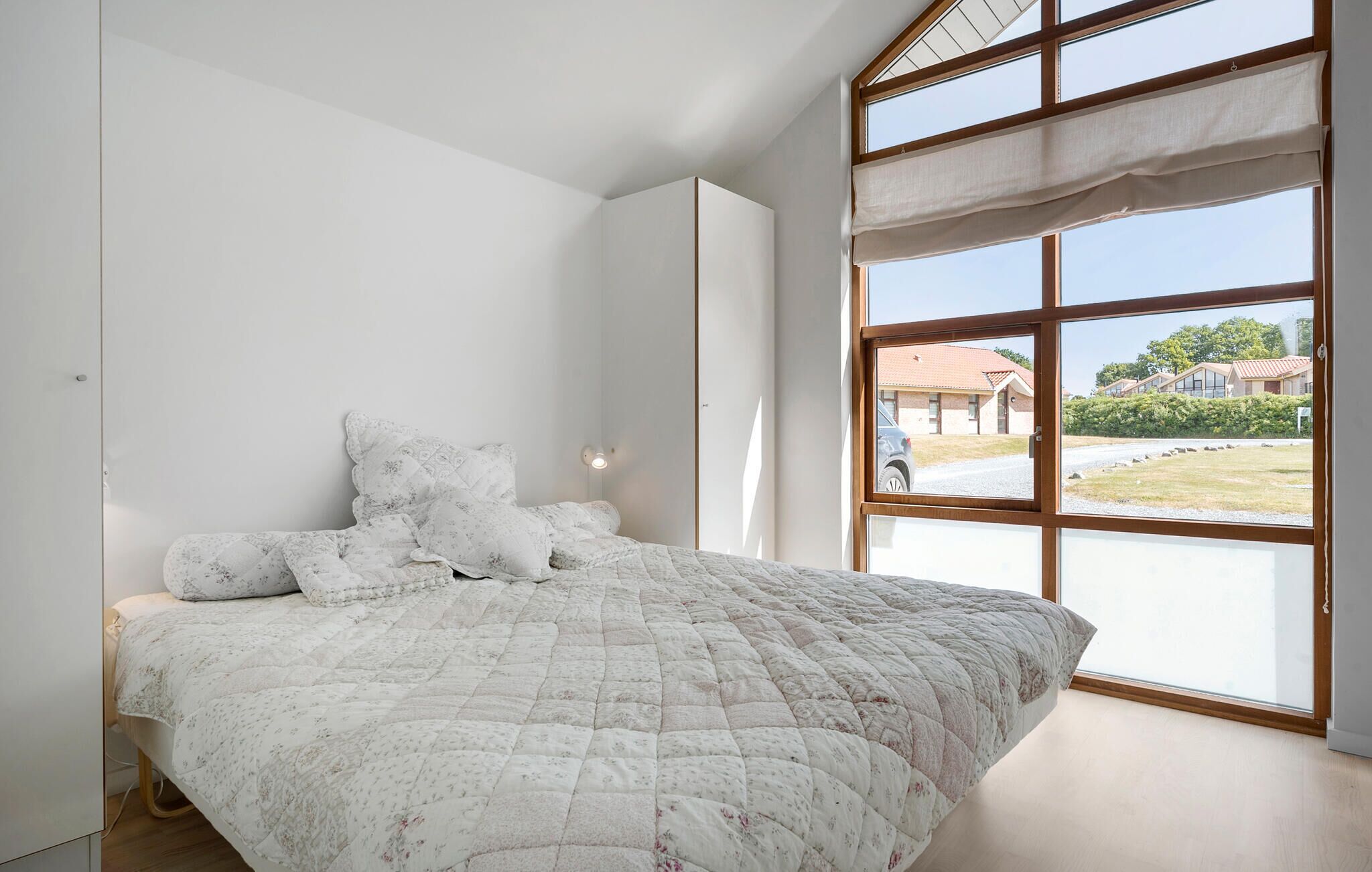 4 bedrooms, WiFi (free)