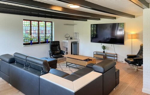 Gorgeous home in Væggerløse with WiFi