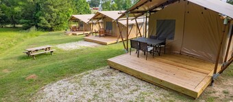 Find a Gentle, Cozy Retreat Beside Lake Livingston