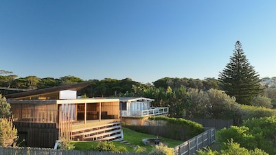 Free night on us this winter at The Cake House Mollymook Beach