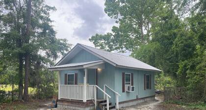 Clean 1-bedroom 1 bath house Kingsland
