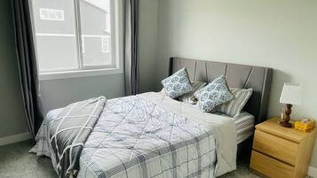 3 bedrooms, WiFi, bed sheets