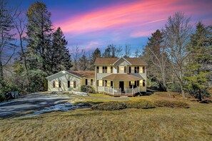 Exterior - Spacious Pocono house with private hot tub, deck, pool table - free wifi (Long Pond)