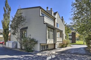 Exterior - Spacious 4-Bedroom Townhome in Avon, CO (Avon)
