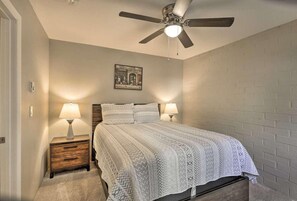 4 bedrooms, iron/ironing board, internet, bed sheets - Spacious 4-Bedroom Townhome in Avon, CO (Avon)