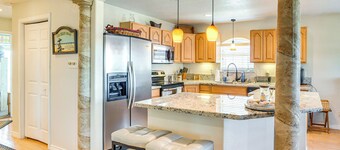 Intracoastal Views & Deck: Surfside Beach Home
