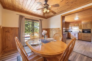 Unclassified image, 3 of 7, button - Cabin Suite, 2 Bedroom (Big Bear Lake)