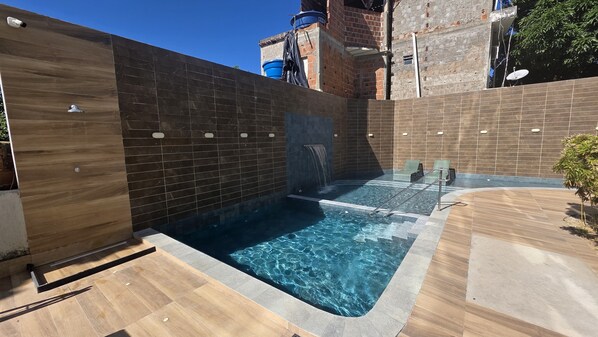 Piscine extérieure