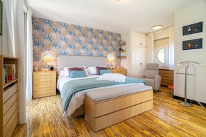 5 Schlafzimmer, Bügeleisen/Bügelbrett, kostenloses WLAN, Bettwäsche