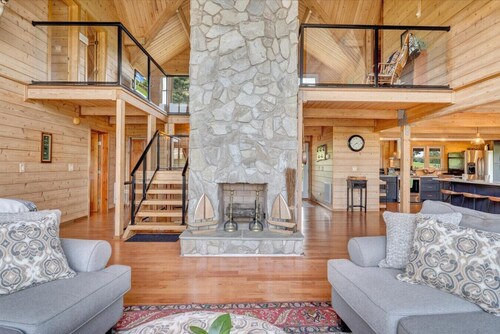 Great Lake Escape - Sleeps 6 -Allows 1 dog