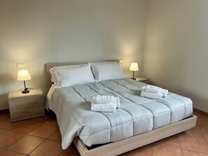 1 bedroom, iron/ironing board, travel crib, WiFi