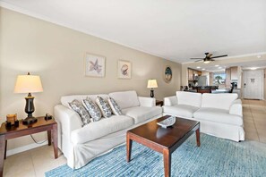 Una Smart TV, una oficina