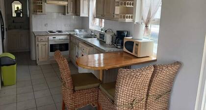 Charming 1-bedroom villa with AC, WiFi in Cap Estate