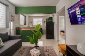 Fernseher, Stereoanlage