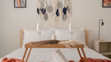 2 Schlafzimmer, Schreibtisch, Bügeleisen/Bügelbrett, WLAN