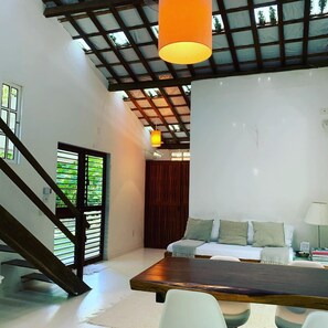 Chalet | Living room | Flat-screen TV - Casa Sauá (Porto Seguro)