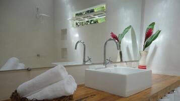 Chalet | Kamar mandi