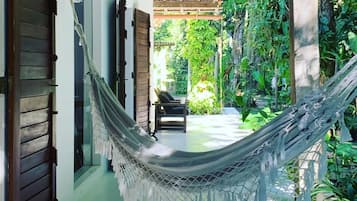 Chalet | Lanai