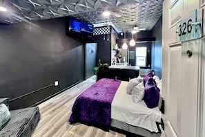 Bügeleisen/Bügelbrett, WLAN, Bettwäsche