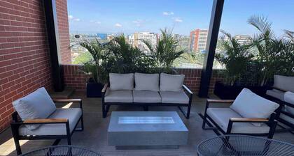 ¡Comodidad, lujo y cercanía! Apartamento Inara Zona 13
