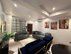 Living area - Chic 2-Bedroom Maisonette in Lekki (Lekki)