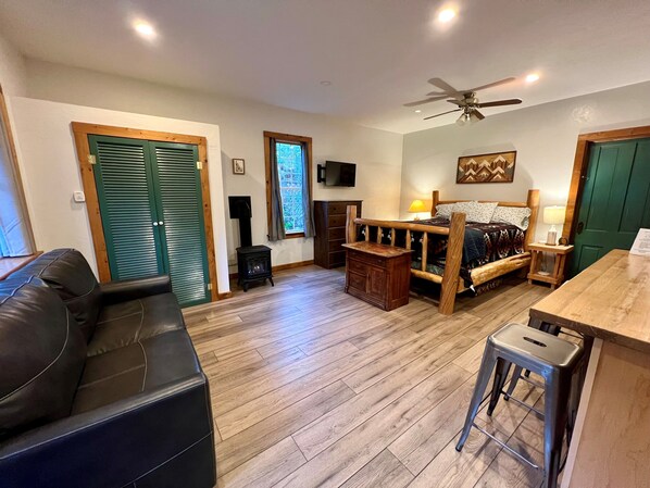 1 chambre, fer et planche à repasser, Wi-Fi, draps fournis