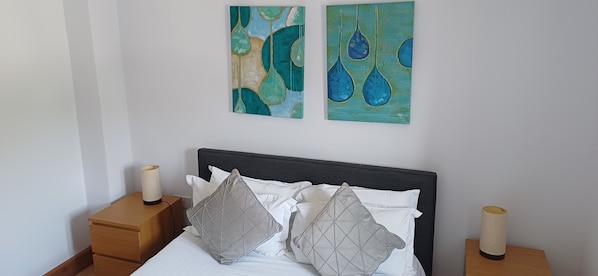 3 bedrooms, iron/ironing board, travel cot, WiFi