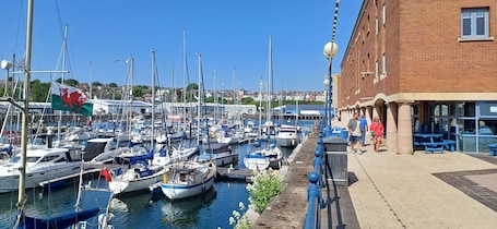 Marina. Marina View Apartment