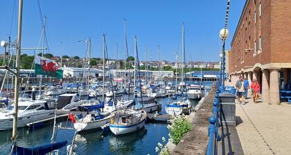 Marina View Apartment