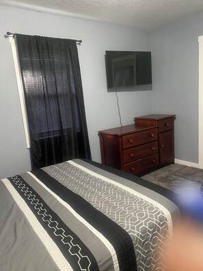 2 Schlafzimmer, Bügeleisen/Bügelbrett, kostenloses WLAN, Bettwäsche