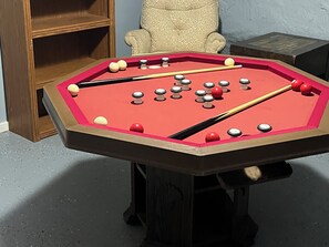 Spielezimmer