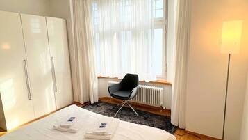 1 Schlafzimmer, Schreibtisch, Bügeleisen/Bügelbrett, WLAN