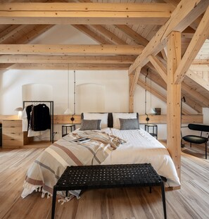 Appartement Deluxe, non-fumeur, vue sur la ville | Literie de qualité, bureau, accès au Wi-Fi (inclus), literie fournie