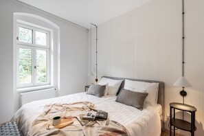 Premium bedding, desk, free WiFi, bed sheets - Graudenz - Cozy Apartments (Karlovy Vary)