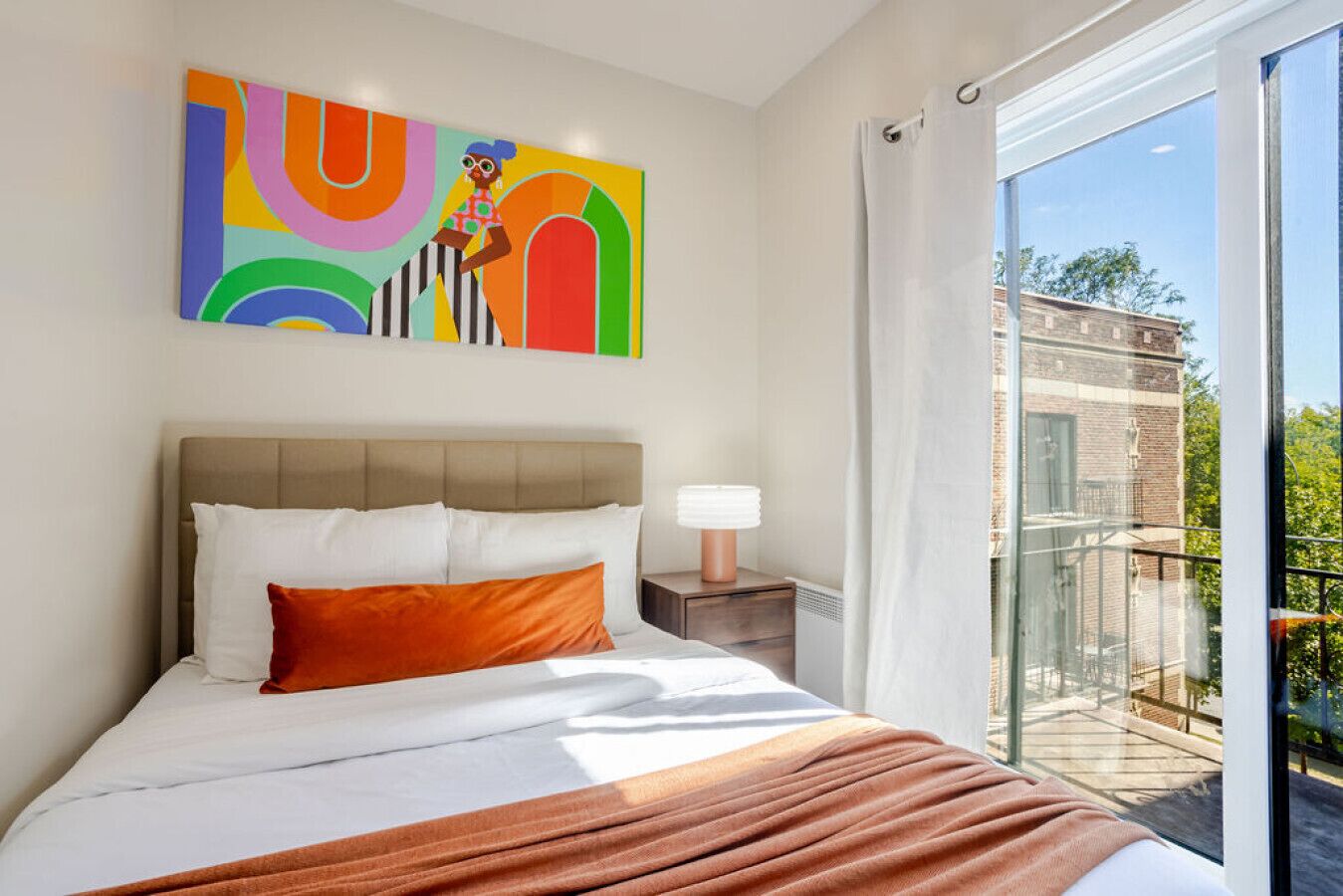 3 habitaciones, tabla de planchar con plancha y wifi gratis 