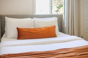 3 makuuhuonetta, silitysrauta/-lauta, ilmainen Wi-Fi, vuodevaatteet