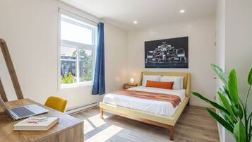 2 dormitoris, escriptori, planxa i posts de planxar i wifi gratuïta