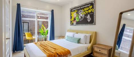 2 habitaciones, escritorio, tabla de planchar con plancha y wifi gratis