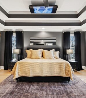 4 bedrooms, iron/ironing board, WiFi, bed sheets