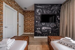 3 chambres, fer et planche à repasser, Wi-Fi, literie fournie