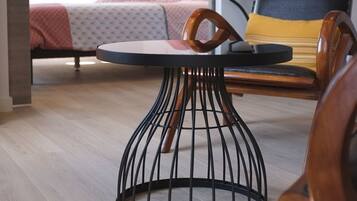 Penthouse Deluxe, vista al río | Área de sala de estar